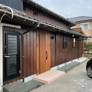 (株)スマート建築による大改修 日本料理店空 完成写真（玄関外）